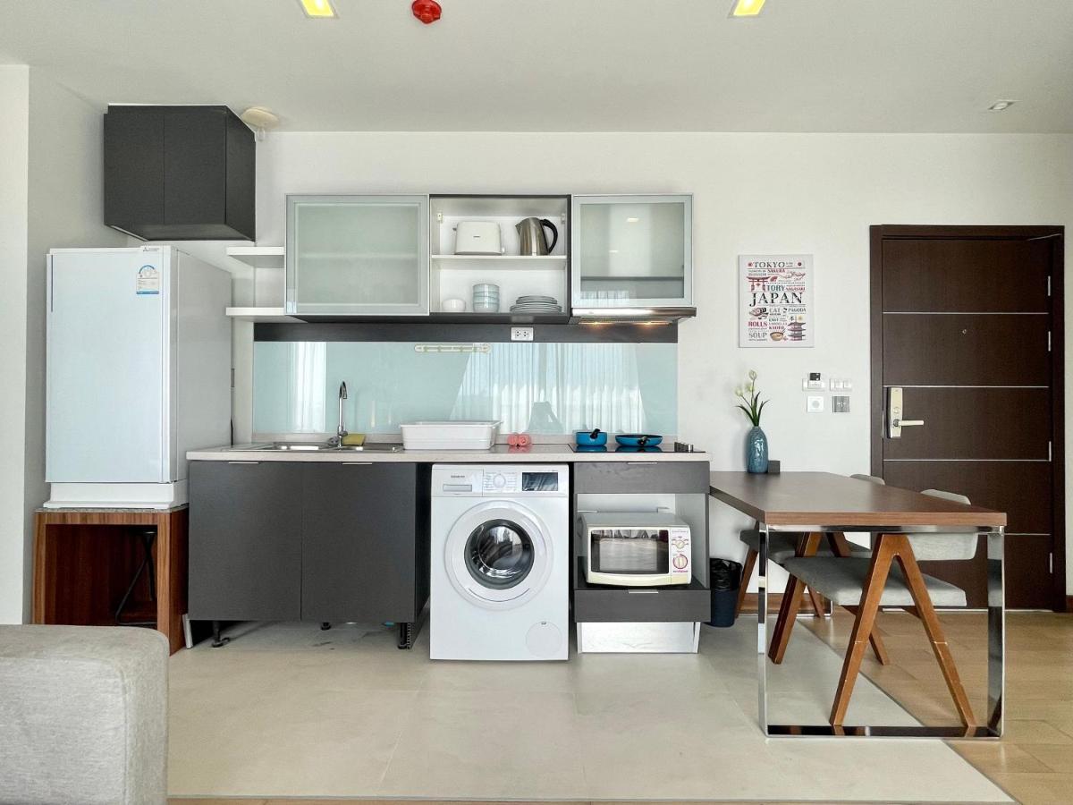 The Astra 2 Bedrooms By Ping Apartment
